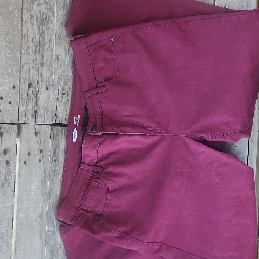 Old Navy Rockstar Jeans - 18 Petite
